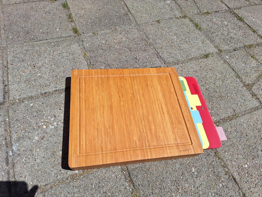 Houten Snijplank met 4 kunstof snijplanken, Ophalen of Verzenden