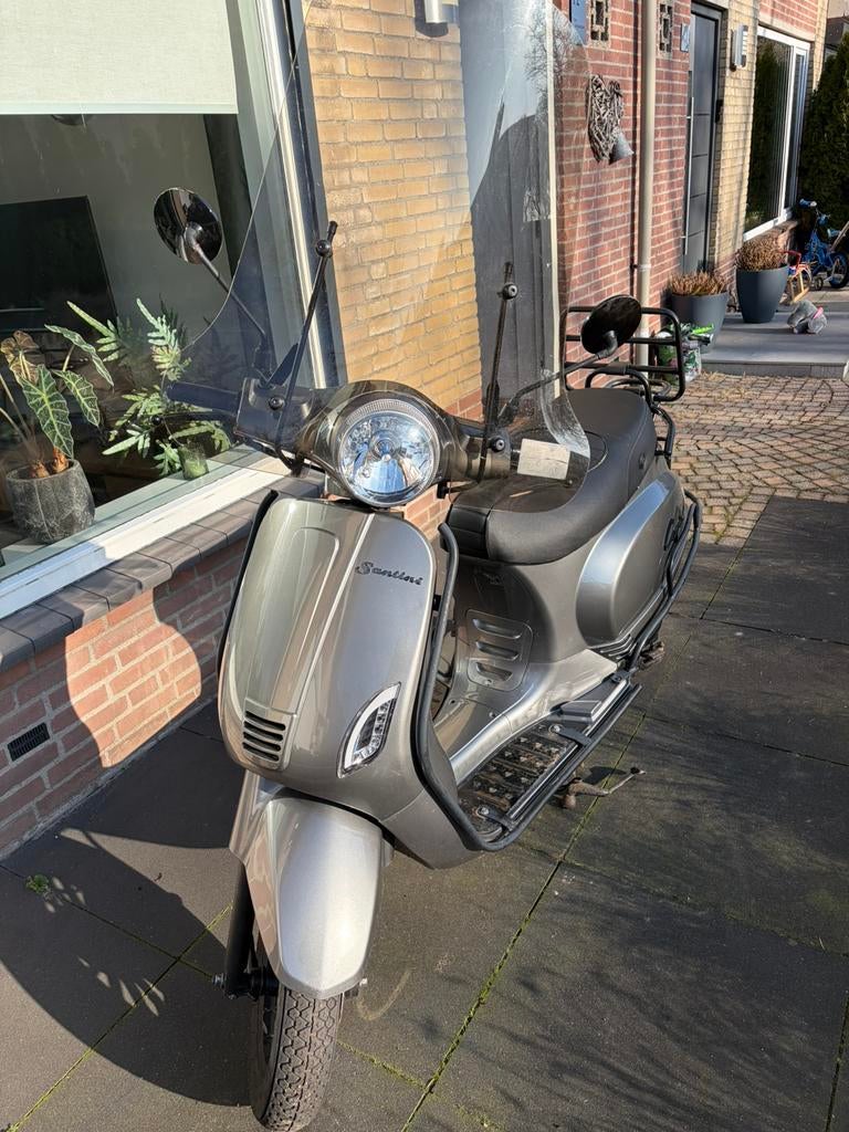 Capri Santini scooter geel kenteken, Fietsen en Brommers, Gebruikt, Benzine, Ophalen, Overige merken