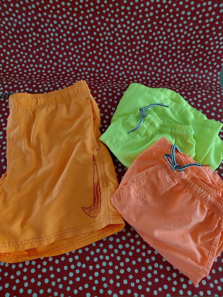 Drie zwembroeken, 1x Nike en 2x Hema, maat 158-170, Ophalen of Verzenden, Overige maten