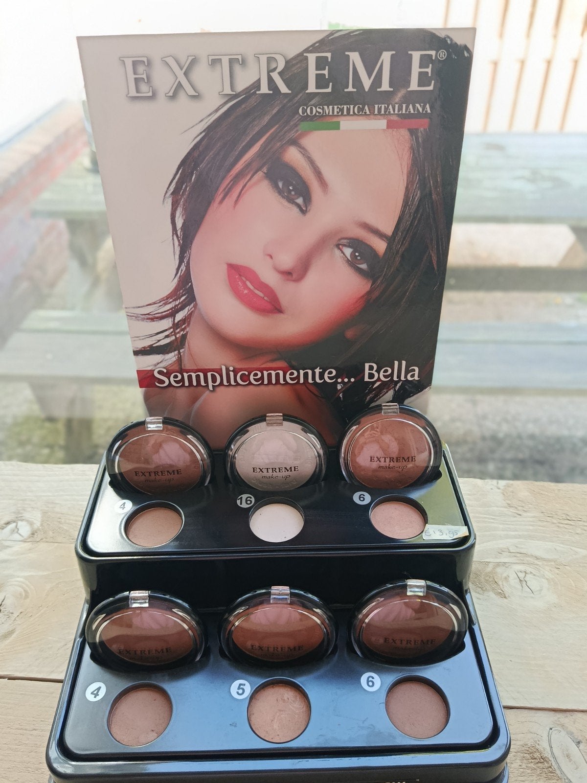 Extreme Cosmetica Italiana Make-up Display, poeder Blushes, Bruin, Gehele gezicht, Nieuw, Ophalen of Verzenden
