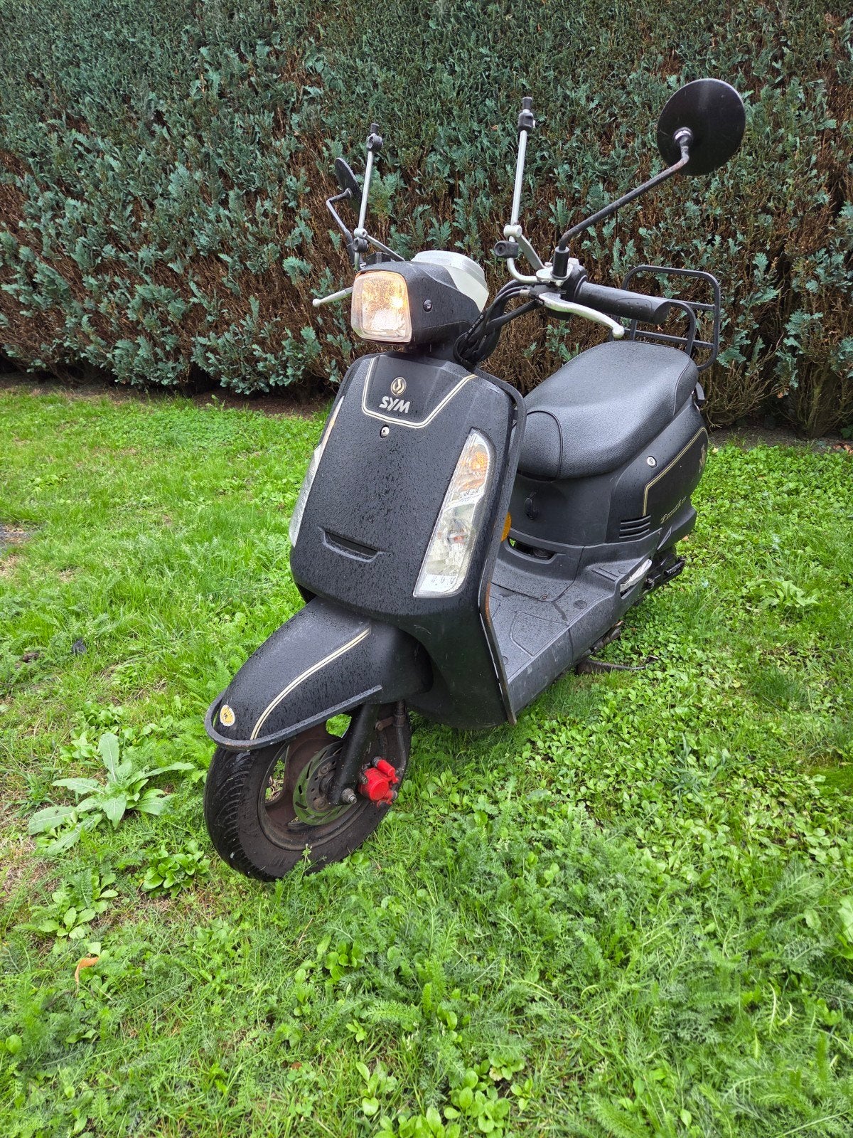 SYM  Scooter - Zwart, Gebruikt, Fietsen en Brommers, Ophalen, Gebruikt, Benzine, SYM