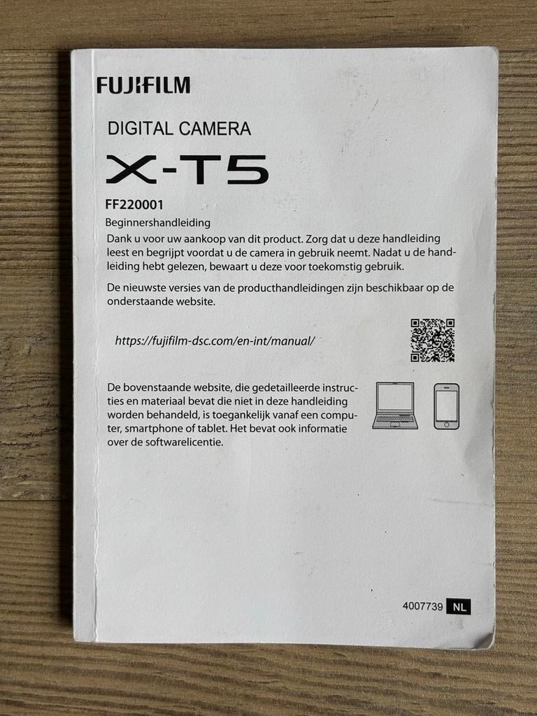 Fujifilm X-T5 Handleiding nederlandstalig, Ophalen of Verzenden, Zo goed als nieuw