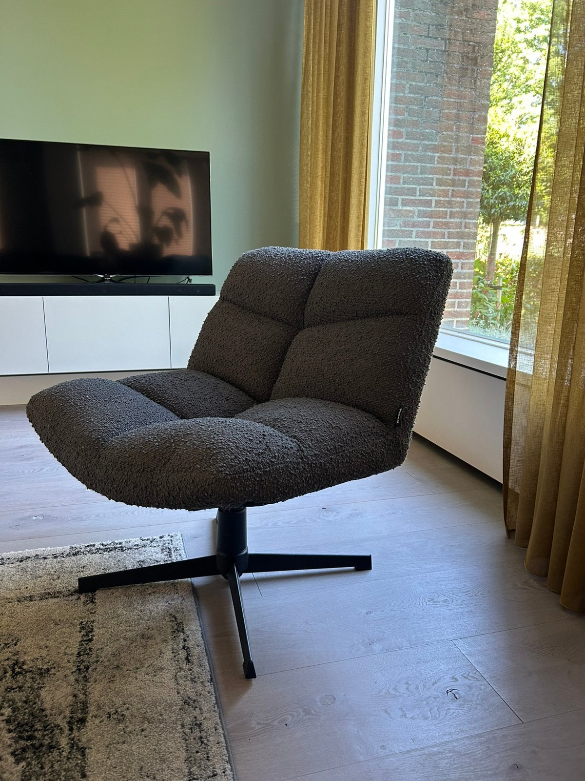 Woood vinny fauteuil donkergrijs, Ophalen, Zo goed als nieuw, 75 tot 100 cm, 50 tot 75 cm