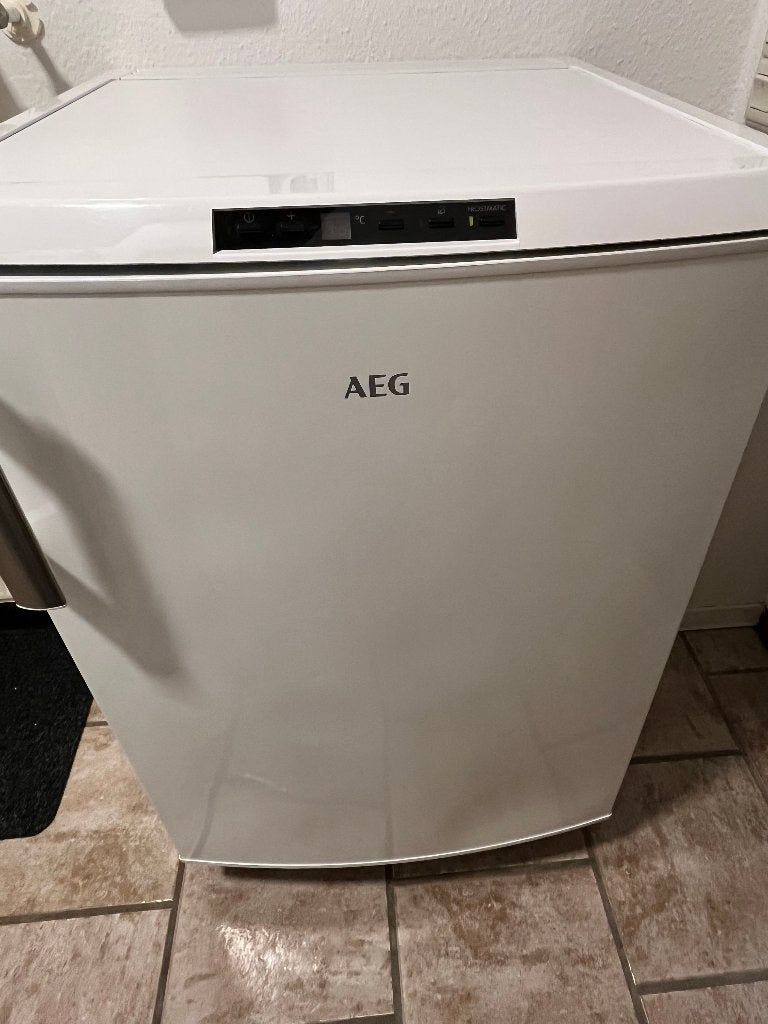Vriezer AEG No-Frost tafelmodel, Gebruikt, Minder dan 85 cm, Minder dan 60 cm, Energieklasse A of zuiniger