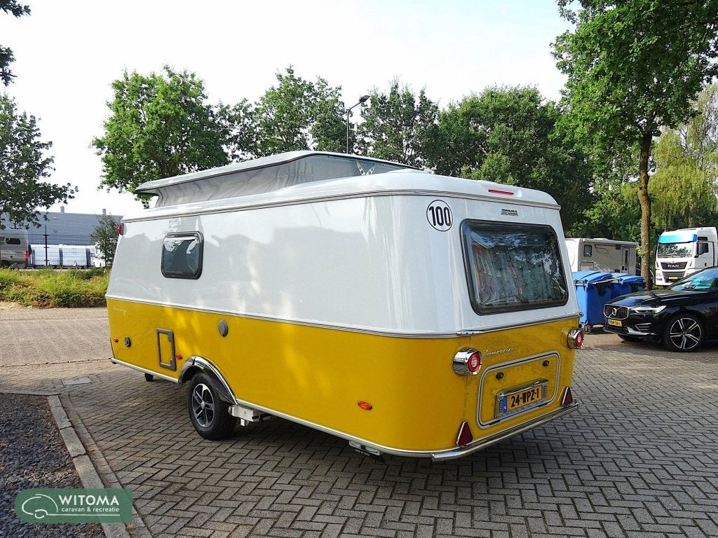 Eriba Touring Urban 630 nugget gold occasion, Standaardzit, Schokbreker, Bedrijf, 5 tot 6 meter