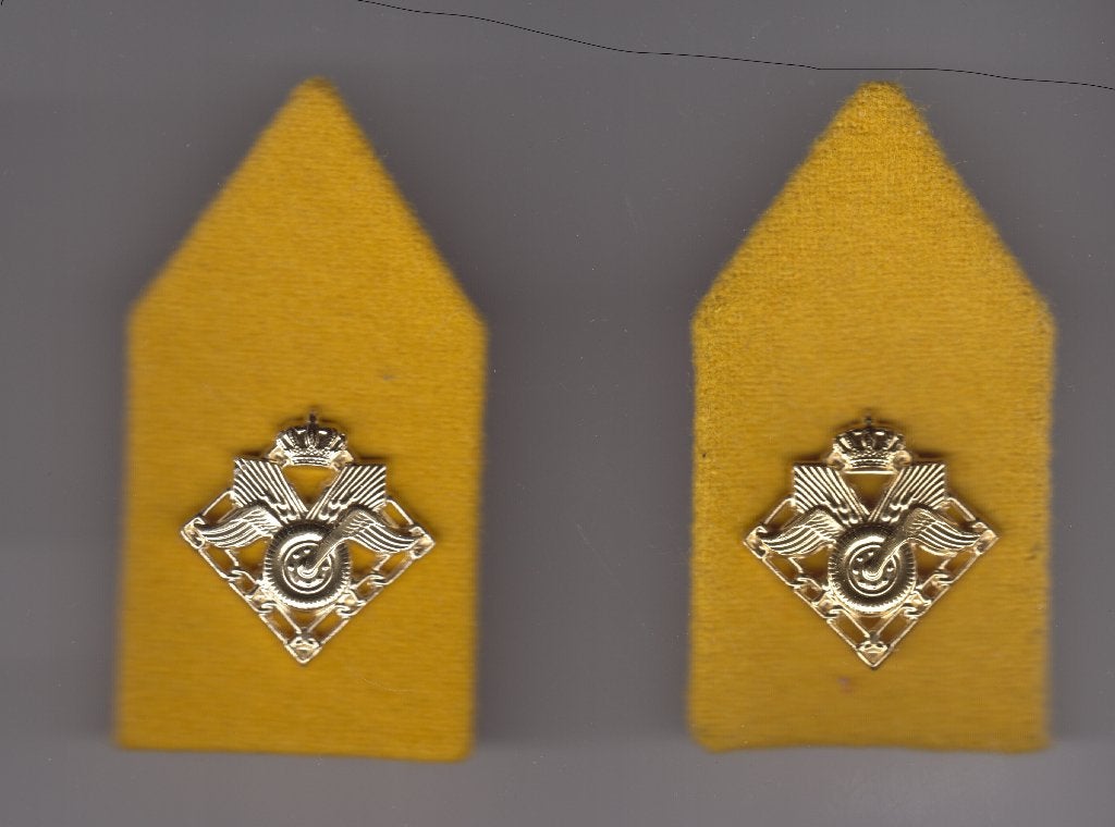 set kraagpatten Administratie geel, Ophalen of Verzenden, Landmacht, Nederland, Embleem of Badge