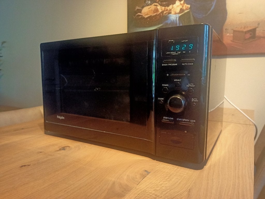 Magnetron Pelgrim 900W, Ophalen, Gebruikt, Magnetron, Draaiplateau