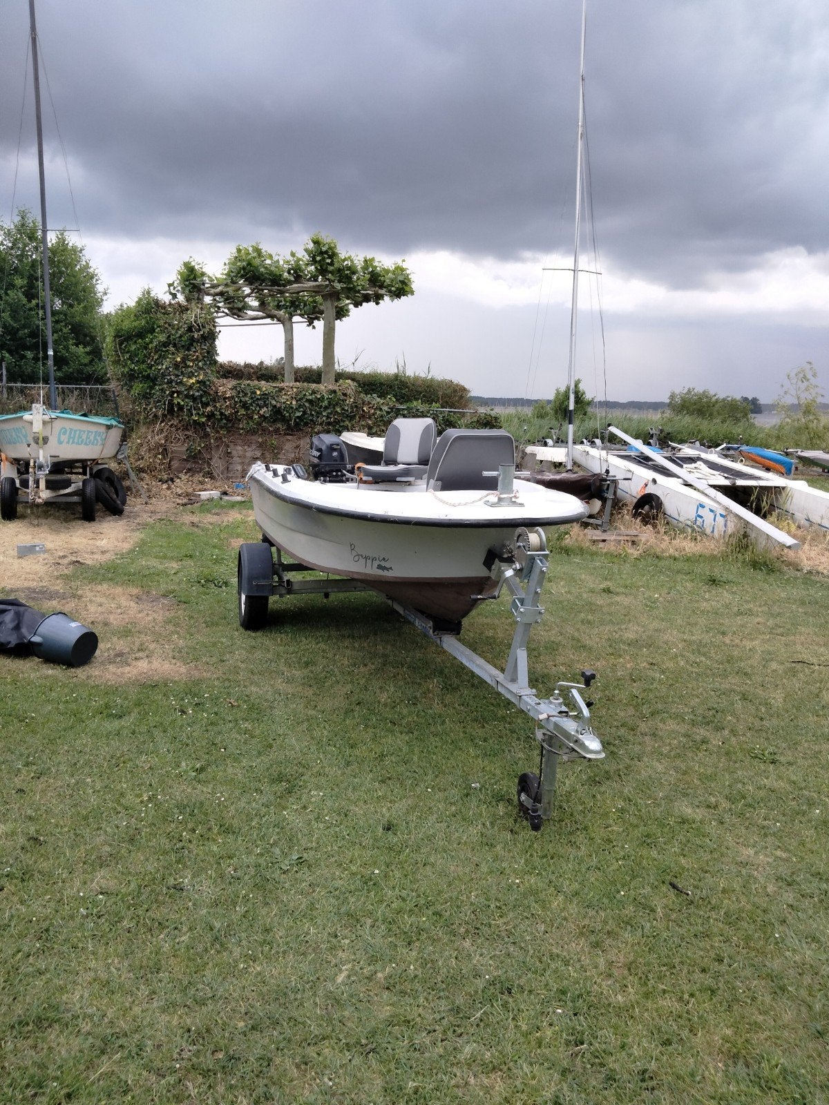 Booten  mercuriy 8 pk4 fack compleet bieden vanaf 1100, Watersport en Boten, Speedboten, Ophalen
