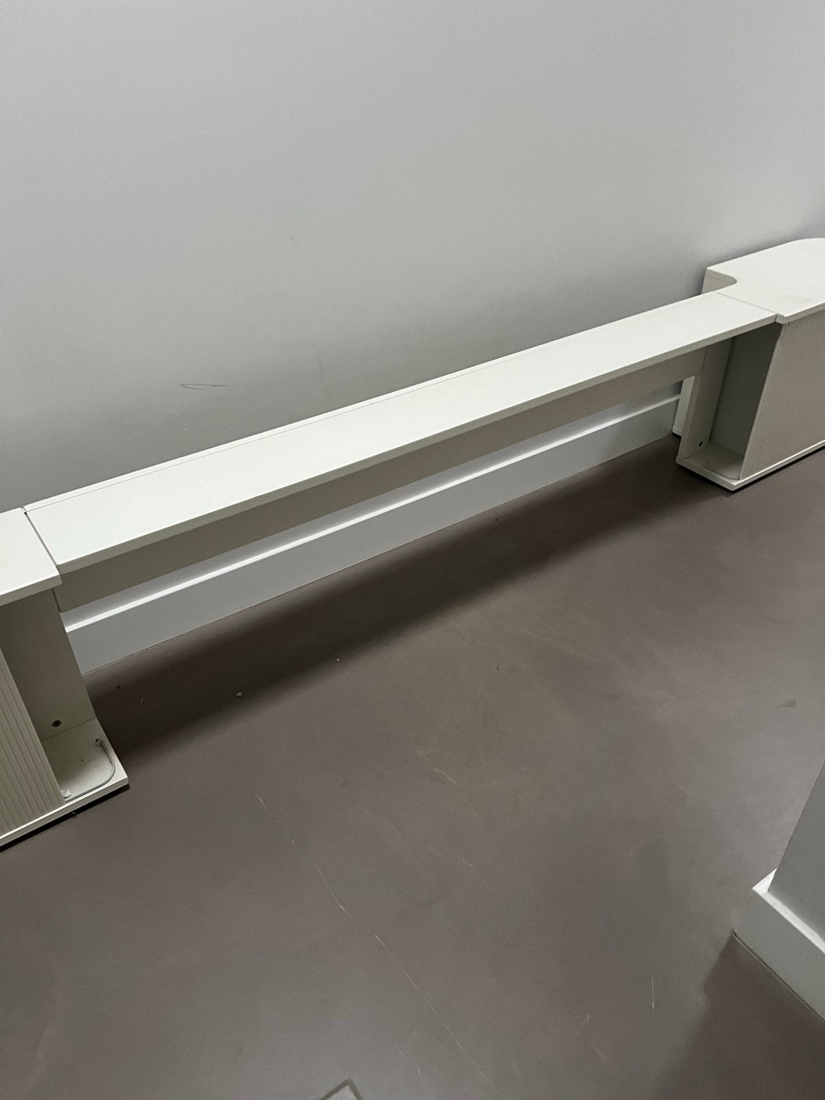 Auping Auronde achterwand 180 cm met kastjes, Ophalen, Gebruikt, Wit, Tweepersoons