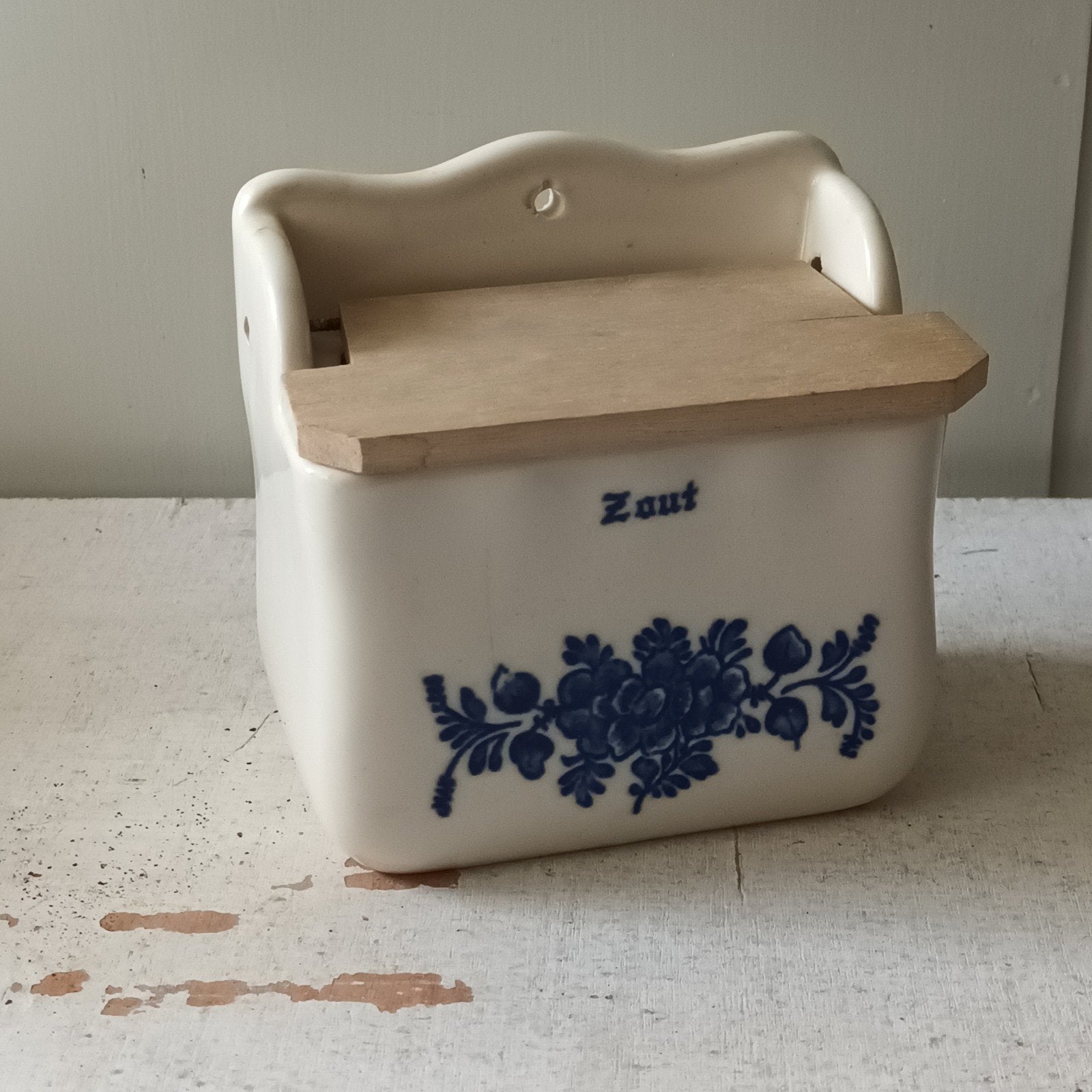 Vintage zoutbakje van keramiek met houten deksel, Ophalen of Verzenden