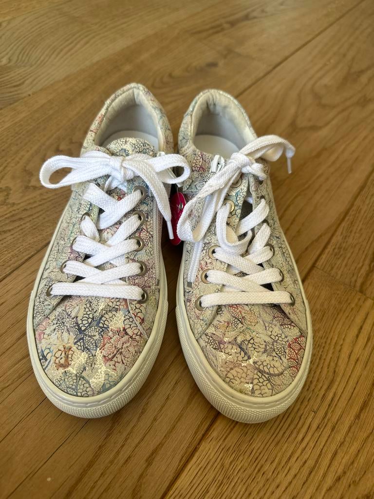 Giga Girls Schoenen Maat 36 - Nieuw met Veters en Rits, Ophalen, Nieuw, Meisje, Schoenen