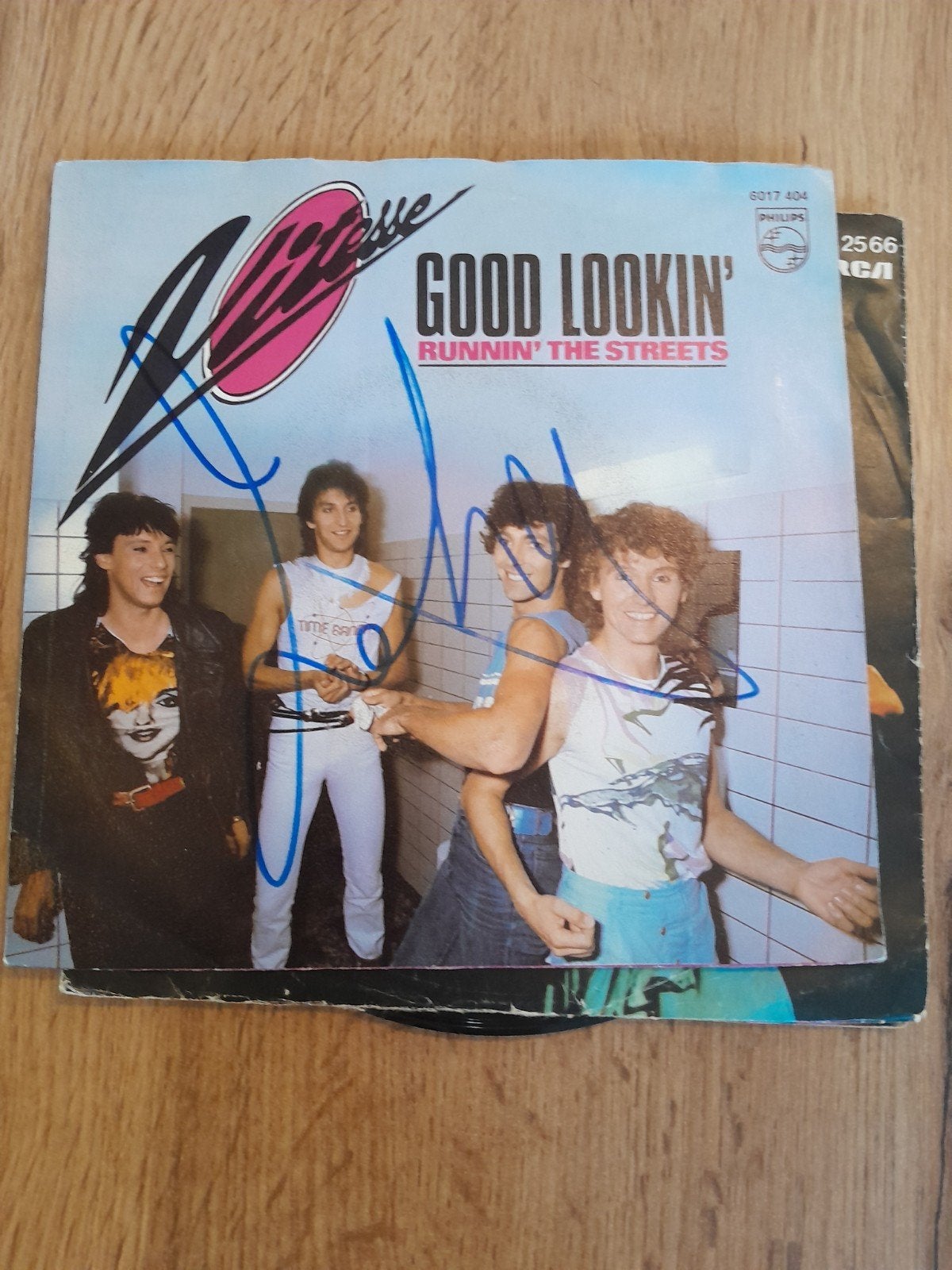 Vitesse 7inch good lookin, Ophalen of Verzenden, Zo goed als nieuw, Pop