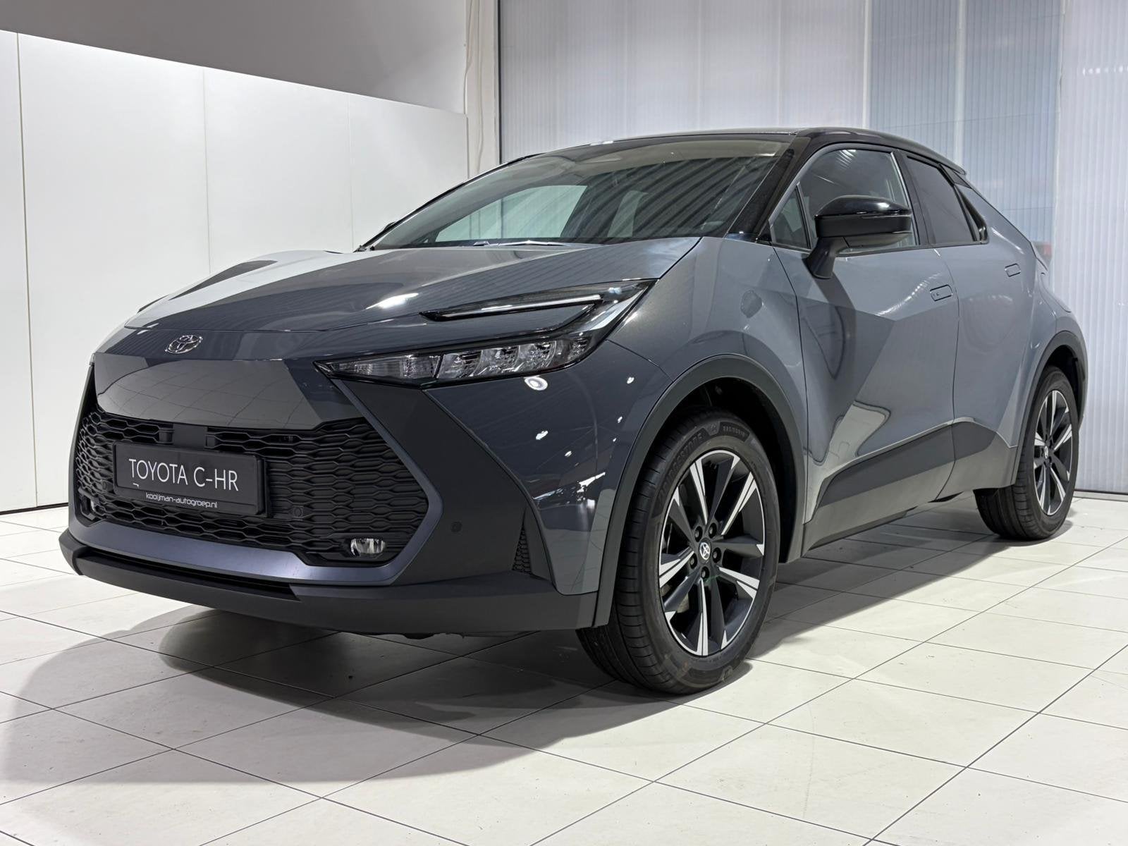 Toyota C-HR 2.0 Plug-in Hybrid 220 Dynamic € 2.500,- Inrui, Auto's, 4 cilinders, Plug-in hybride, Bedrijf, Nieuw