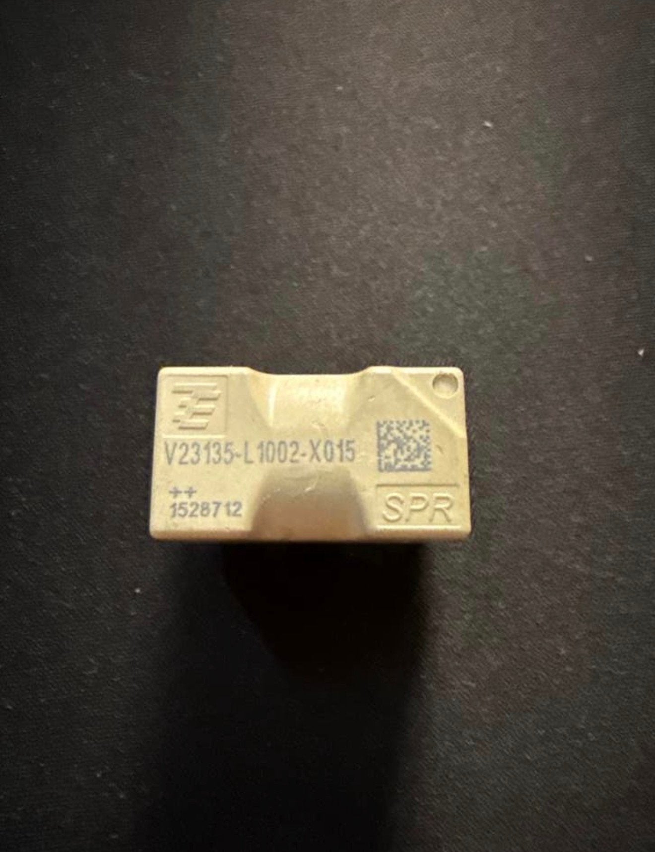 Audi Servotronic relais V23135-L1002-X015 OEM nieuw, Auto diversen, Aanhangwagen-onderdelen, Ophalen of Verzenden, Zo goed als nieuw