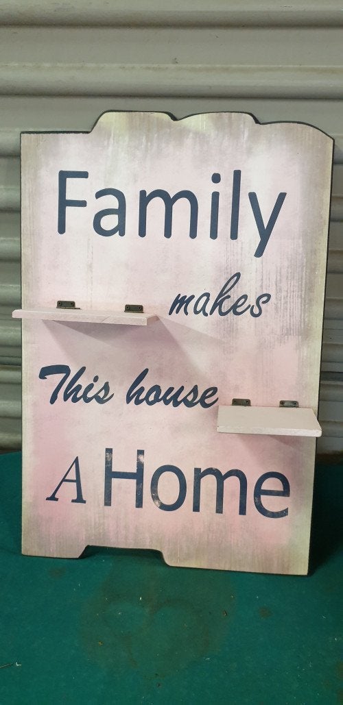 wandbord family makes this house a home, Ophalen of Verzenden, 'T Olde Gre-j, Info@toldegrej.nl, Endepoelstraat 20f Didam
