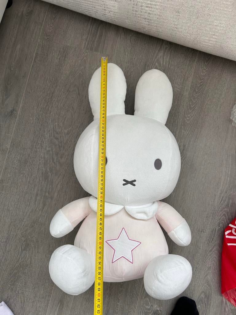 Grote Nijntje knuffel roze met ster - 60 cm, Kinderen en Baby's, Speelgoed | Knuffels en Pluche, Ophalen of Verzenden, Zo goed als nieuw