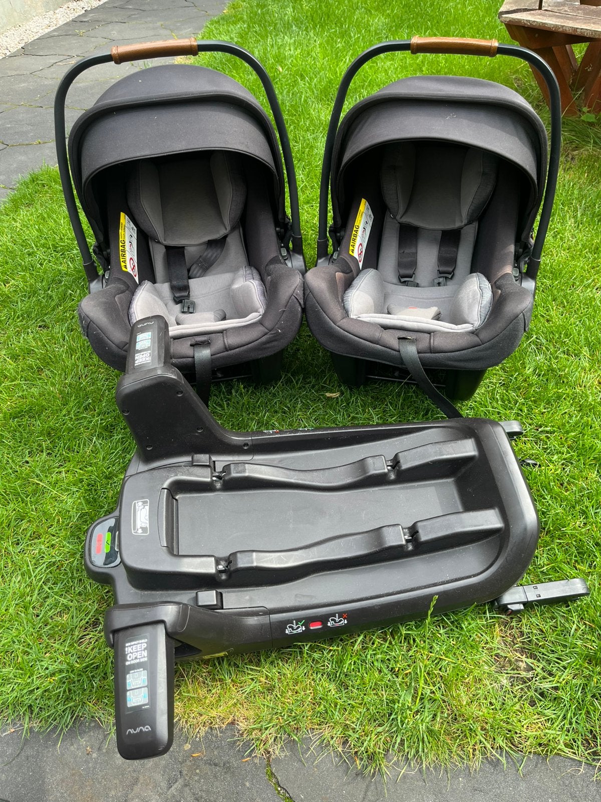 Pipa Next isofixbase + 2 x Pipa Next autostoel + adapters, Overige merken, Gebruikt, Isofix, 0 t/m 13 kg