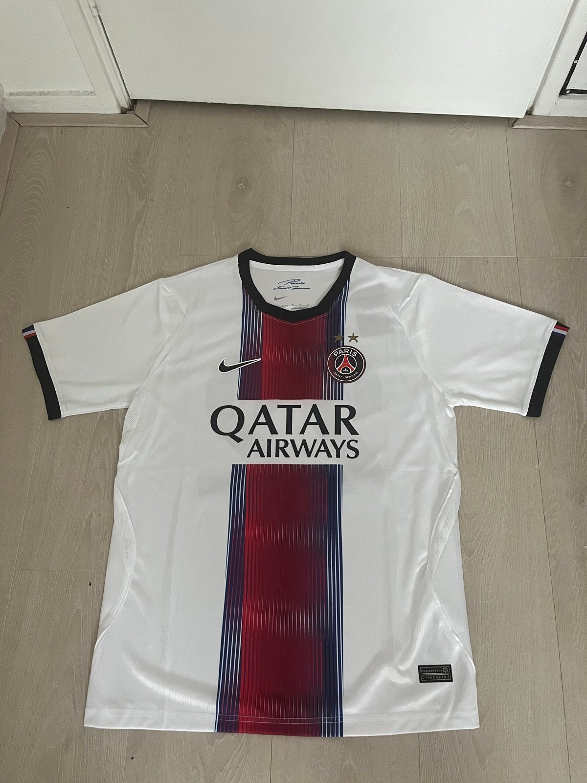 PSG Uitshirt 26/27 - Maat M, Maat M, Ophalen of Verzenden, Zo goed als nieuw, Shirt