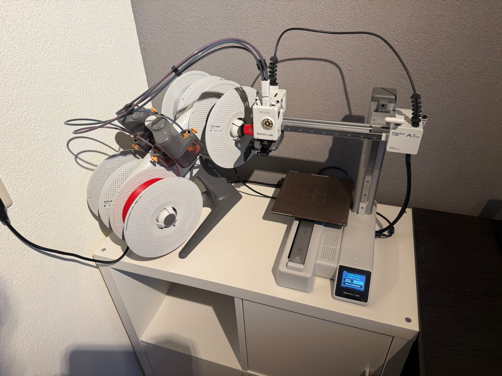 Bambu Lab A1 mini + AMS Lite + extra carbon plaat + 127 uren, Ophalen, Ingebouwde Wi-Fi, Zo goed als nieuw, Filament