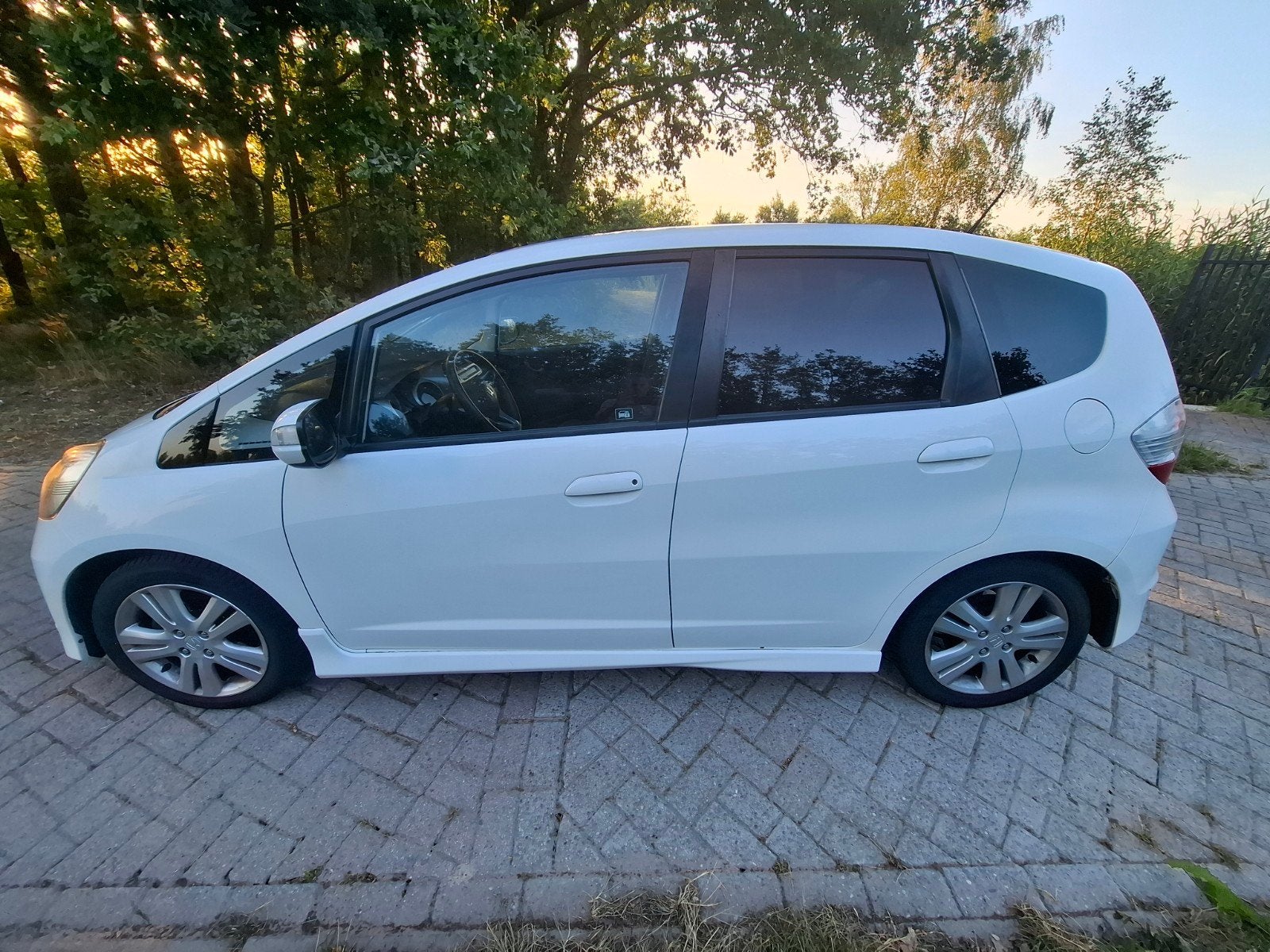Honda Jazz 1.4 2010 Wit, Auto's, Voorwielaandrijving, 1046 kg, 450 kg, 40 €/maand