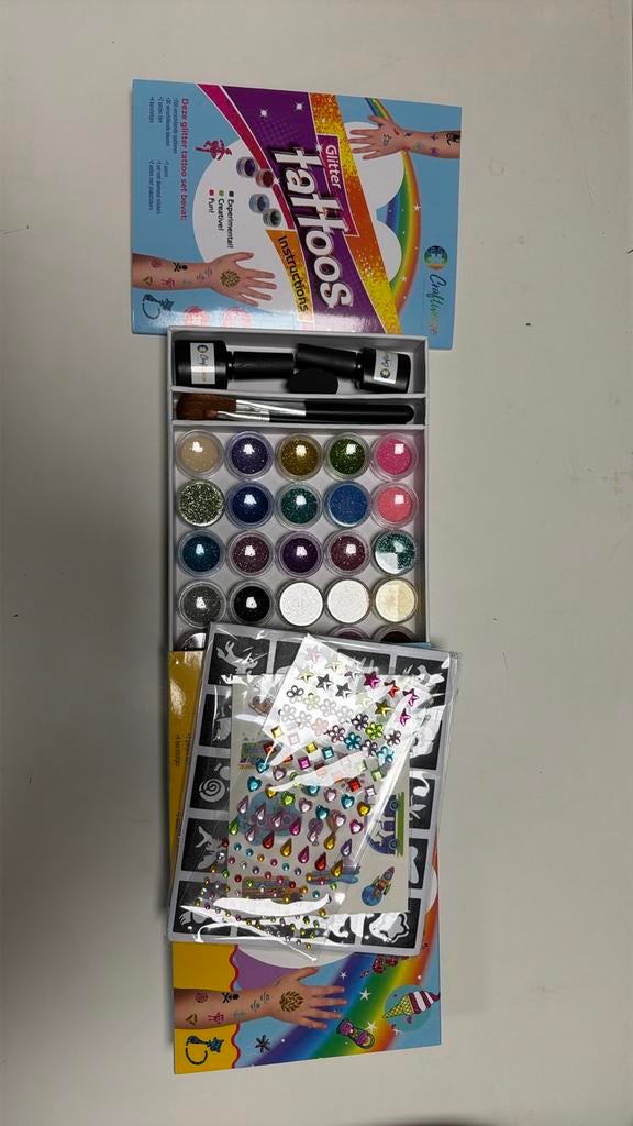 Craftiverse Glitter Tattoo Set - Nieuw in doos, Overige thema's, Meerkleurig, Ophalen of Verzenden, Zo goed als nieuw