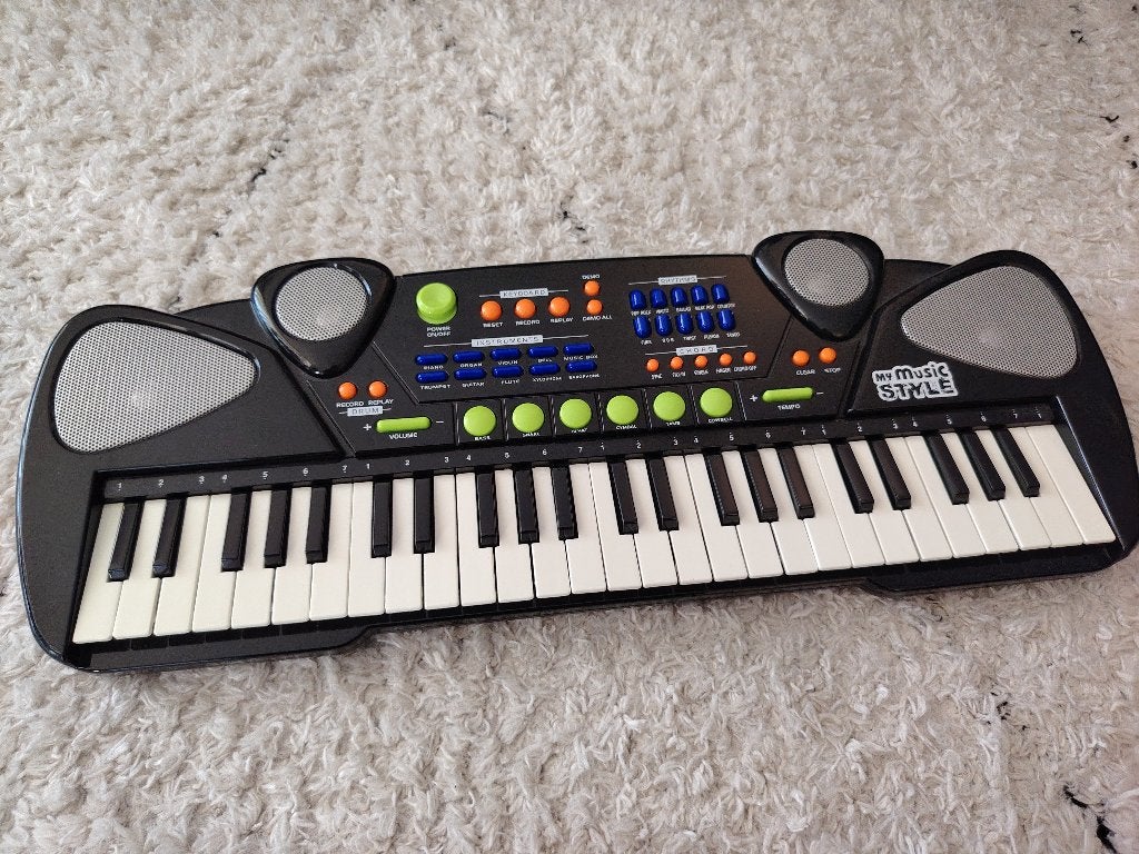 Speelgoed keyboard zwart inclusief battery, Muziek en Instrumenten, Ophalen, Gebruikt, Overige aantallen, Overige merken