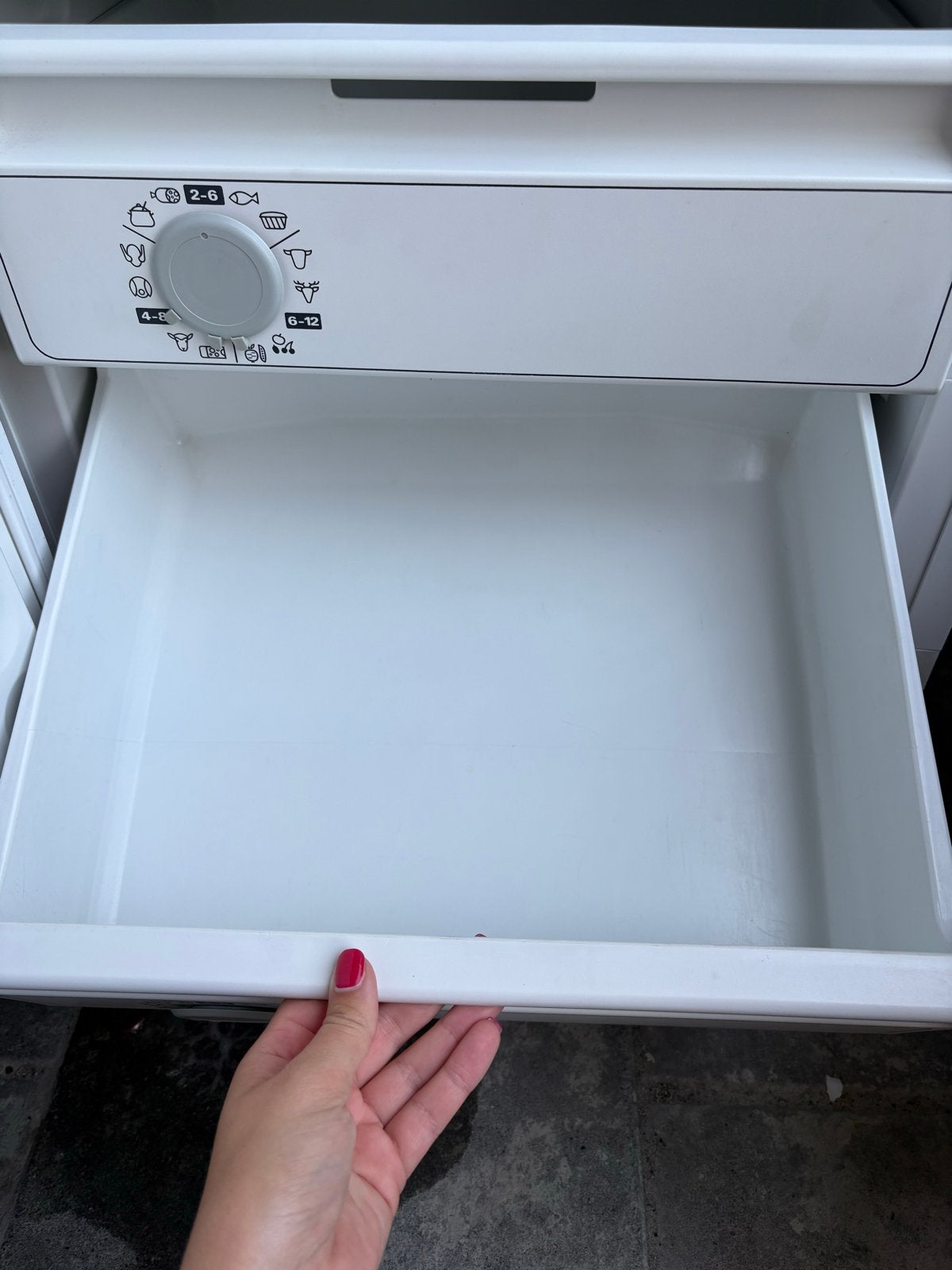 Siemens Inbouw Vrieskast met 3 Lades - Compact & Efficiënt, Gebruikt, Minder dan 60 cm, Inbouw, Ophalen