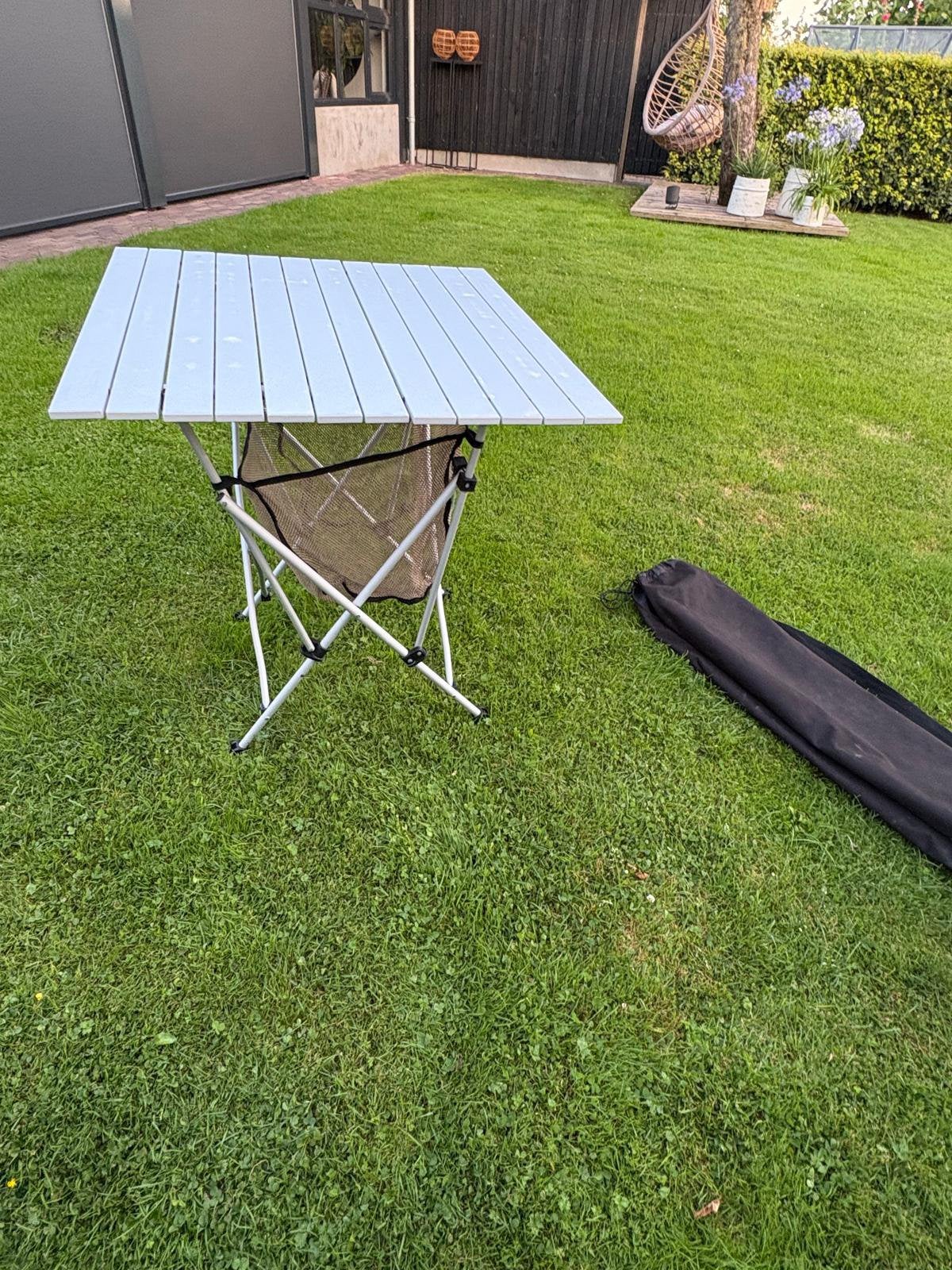 Ideaal camping tafeltje (70x70), Caravans en Kamperen, Ophalen of Verzenden, Zo goed als nieuw, Campingtafel