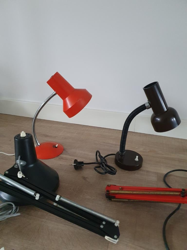 Prachtige antieke 70S archtictenlamp zwart 100% werkend €25, Ophalen of Verzenden