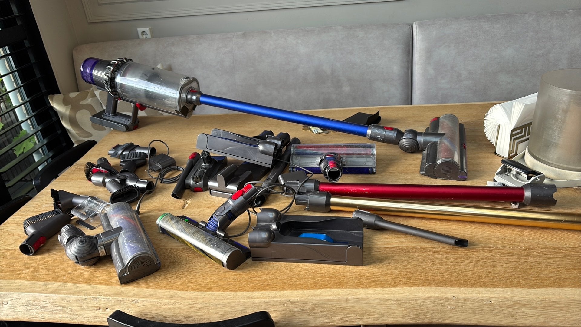Dyson V11 Outsize (SV16) – voor onderdelen of reparatie, Witgoed en Apparatuur, Stofzuigers, Ophalen of Verzenden, Zo goed als nieuw