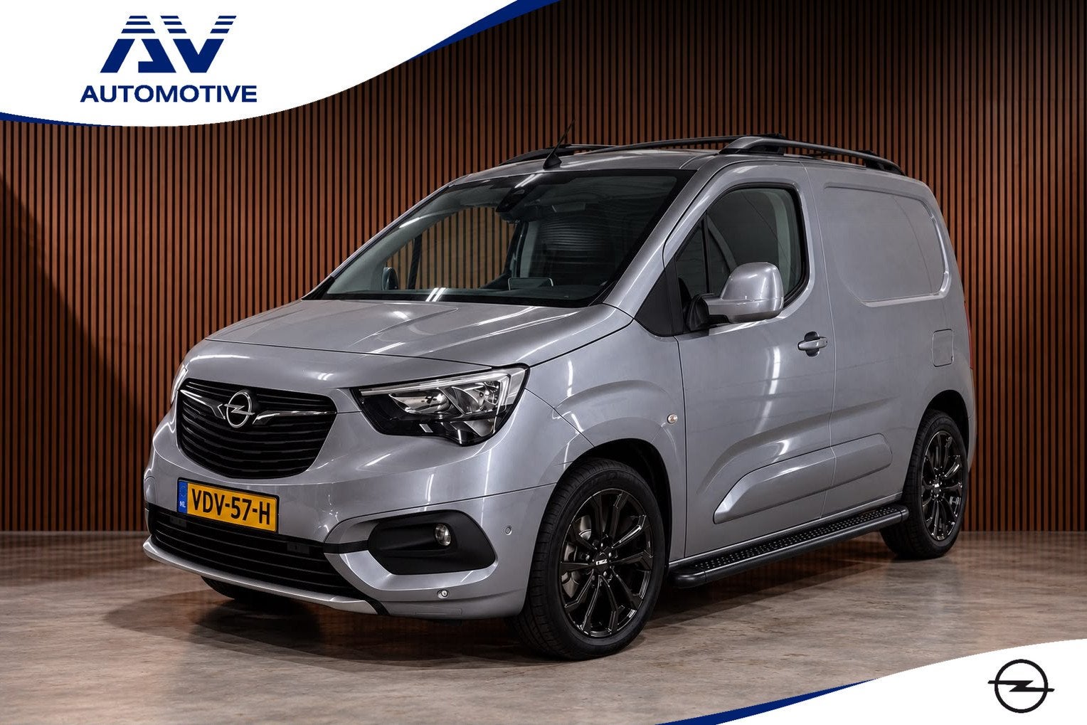 Opel Combo 1.5D Innovation | Camera | Blind Spot | Trekhaak, Voorwielaandrijving, Stof, Gebruikt, 4 cilinders