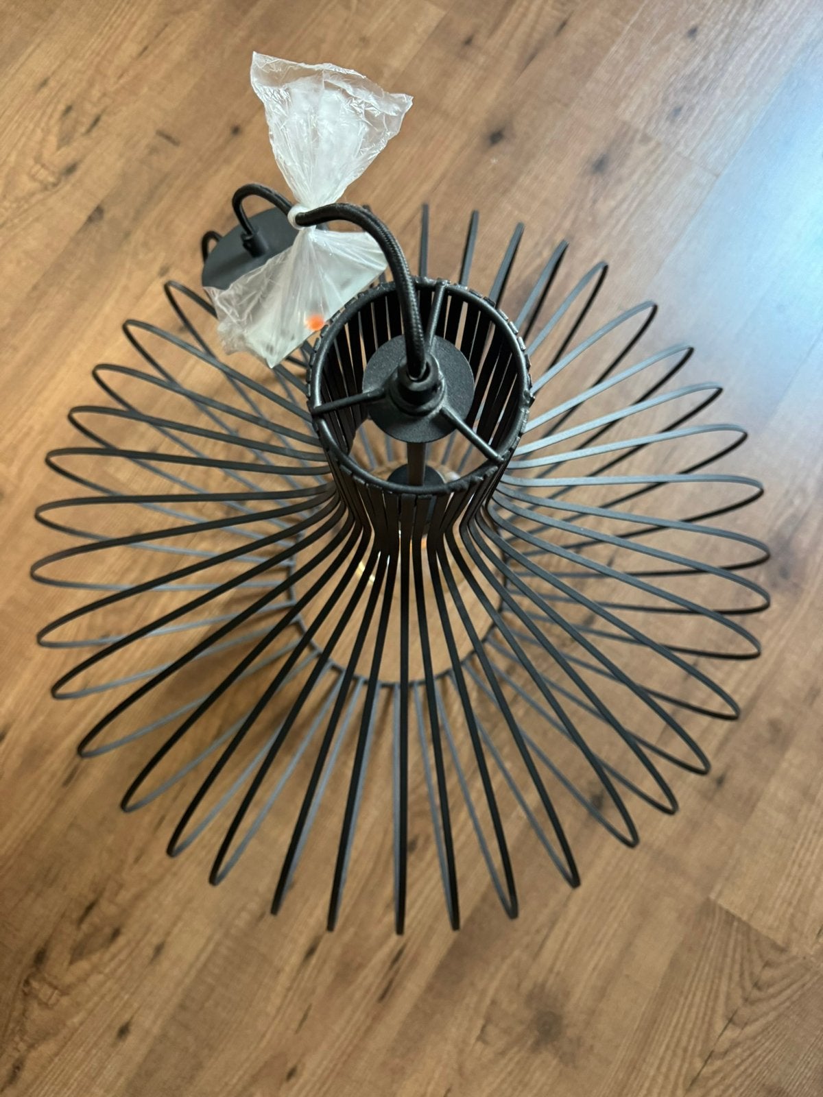 Lucide zwarte hanglamp modern design.      Zo goed als nieuw, Ophalen, Zo goed als nieuw, 50 tot 75 cm