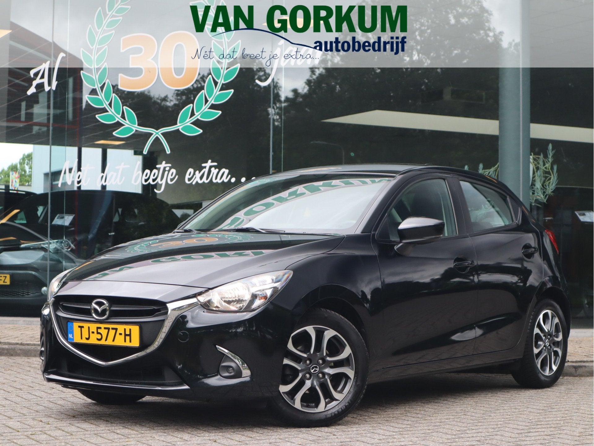Mazda 2 1.5 Skyactiv-G Dynamic+ Navi / Pdc / Elekramen / Air, Voorwielaandrijving, Stof, Gebruikt, 4 cilinders