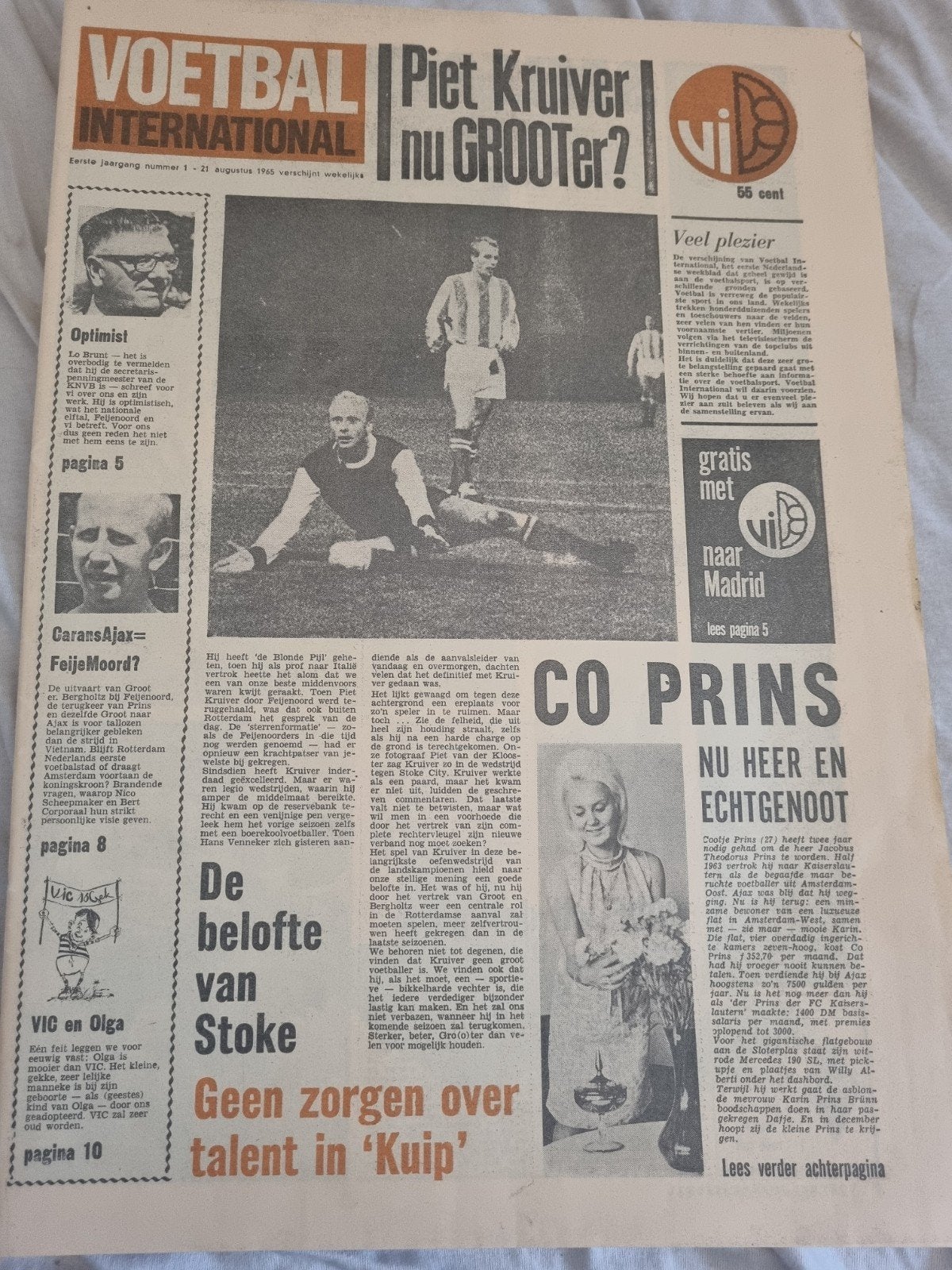 Voetbal International - Eerste nummer 1965, Ophalen of Verzenden