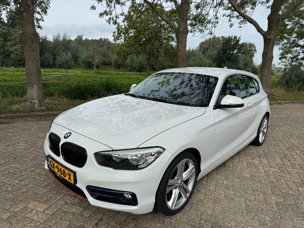 BMW 1-Serie 1.5 116D (EDE) 3DR 2015 Wit, 1-Serie, 4 stoelen, Wit, Origineel Nederlands