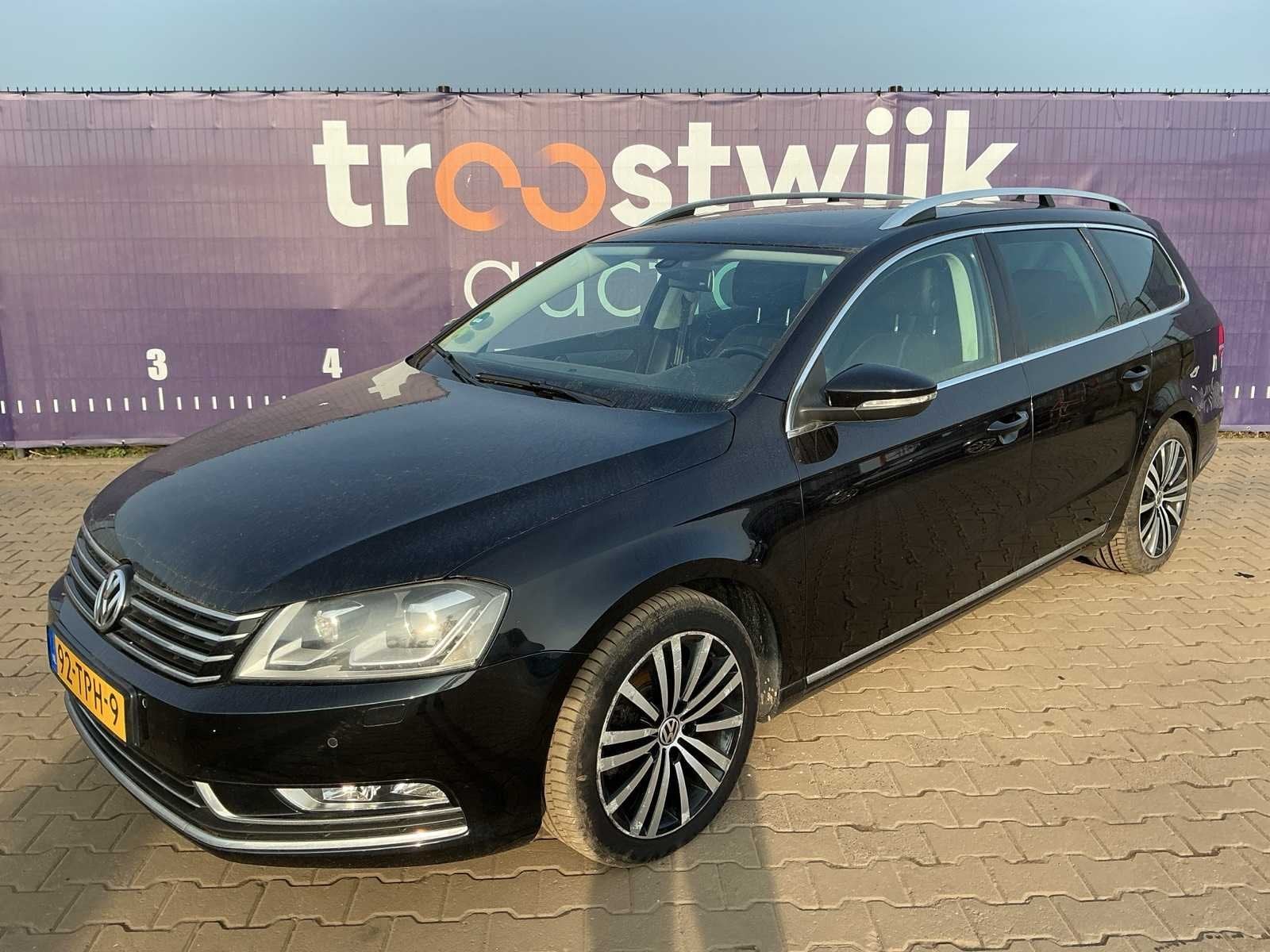 2012 - Volkswagen - Passat Variant - 1.6 TDI Highl. BlM - Pe, Auto's, Euro 5, Gebruikt, Diesel, 154 €/maand