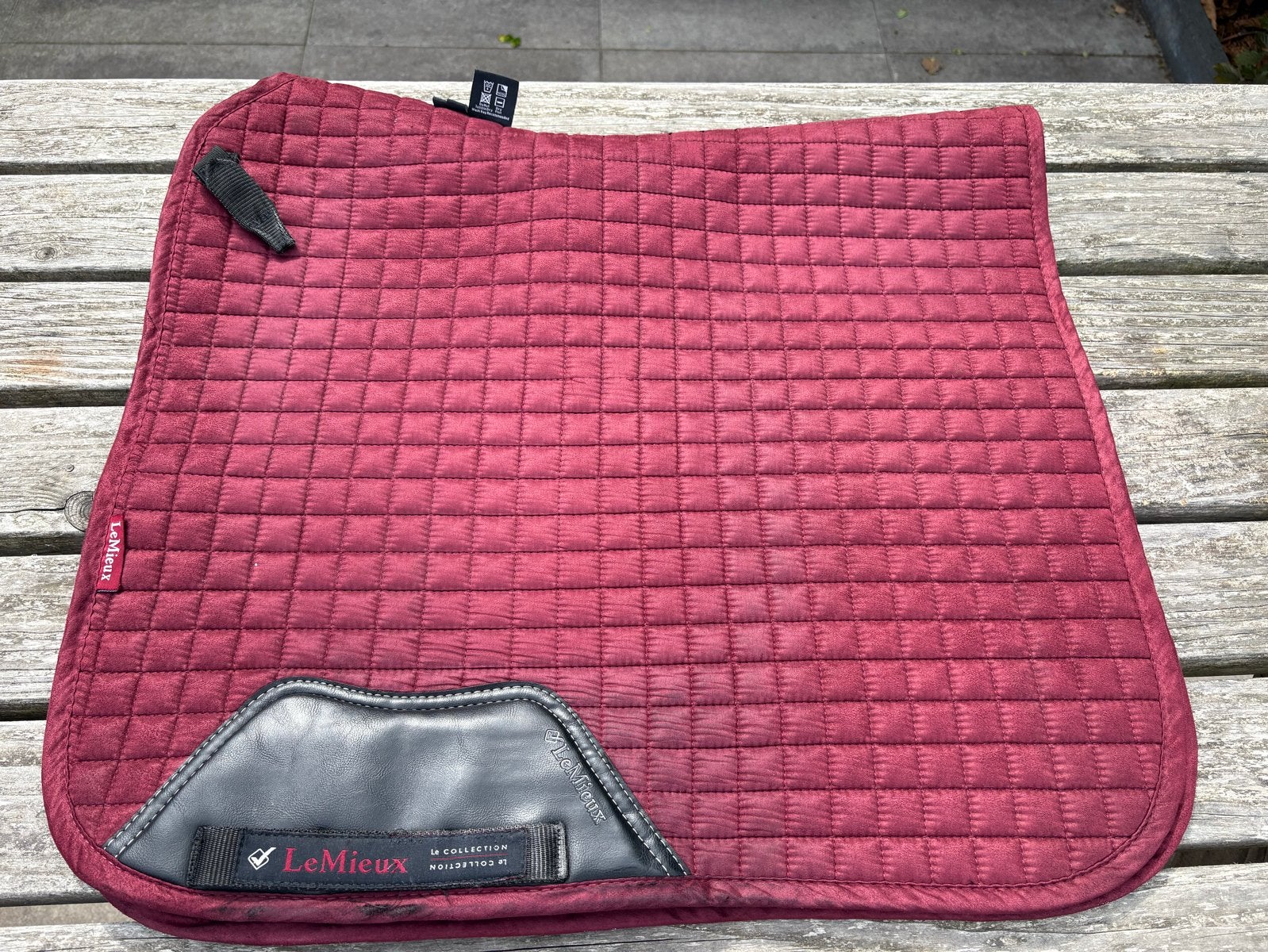 Lemieux dressuur dekje full suede rioja, Dieren en Toebehoren, Paarden en Pony's | Dekens en Dekjes, Ophalen of Verzenden