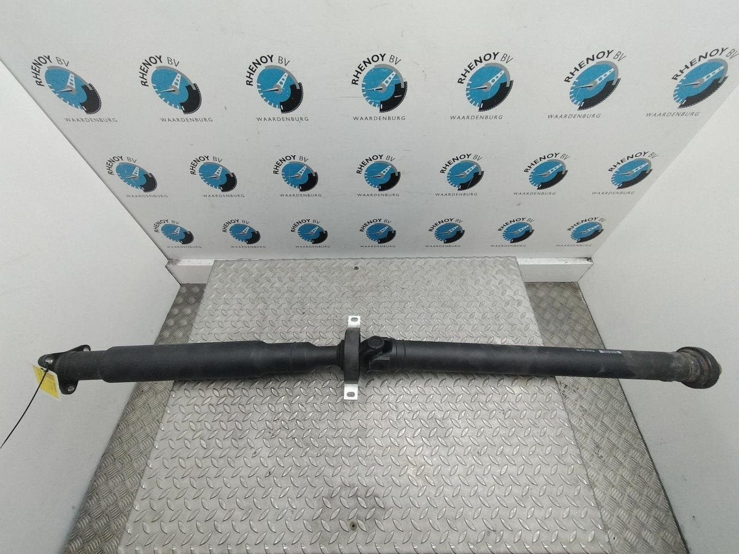 BMW X5 F15 XDRIVE TUSSENAS ACHTER 2014, Auto-onderdelen, Ophalen of Verzenden, Gebruikt, Stiba lid