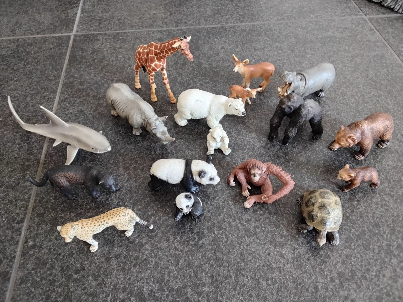 Schleich dierenverzameling, set van 17 dieren. 1A., Ophalen of Verzenden, Zo goed als nieuw, Paard, Beeldje of Figuurtje
