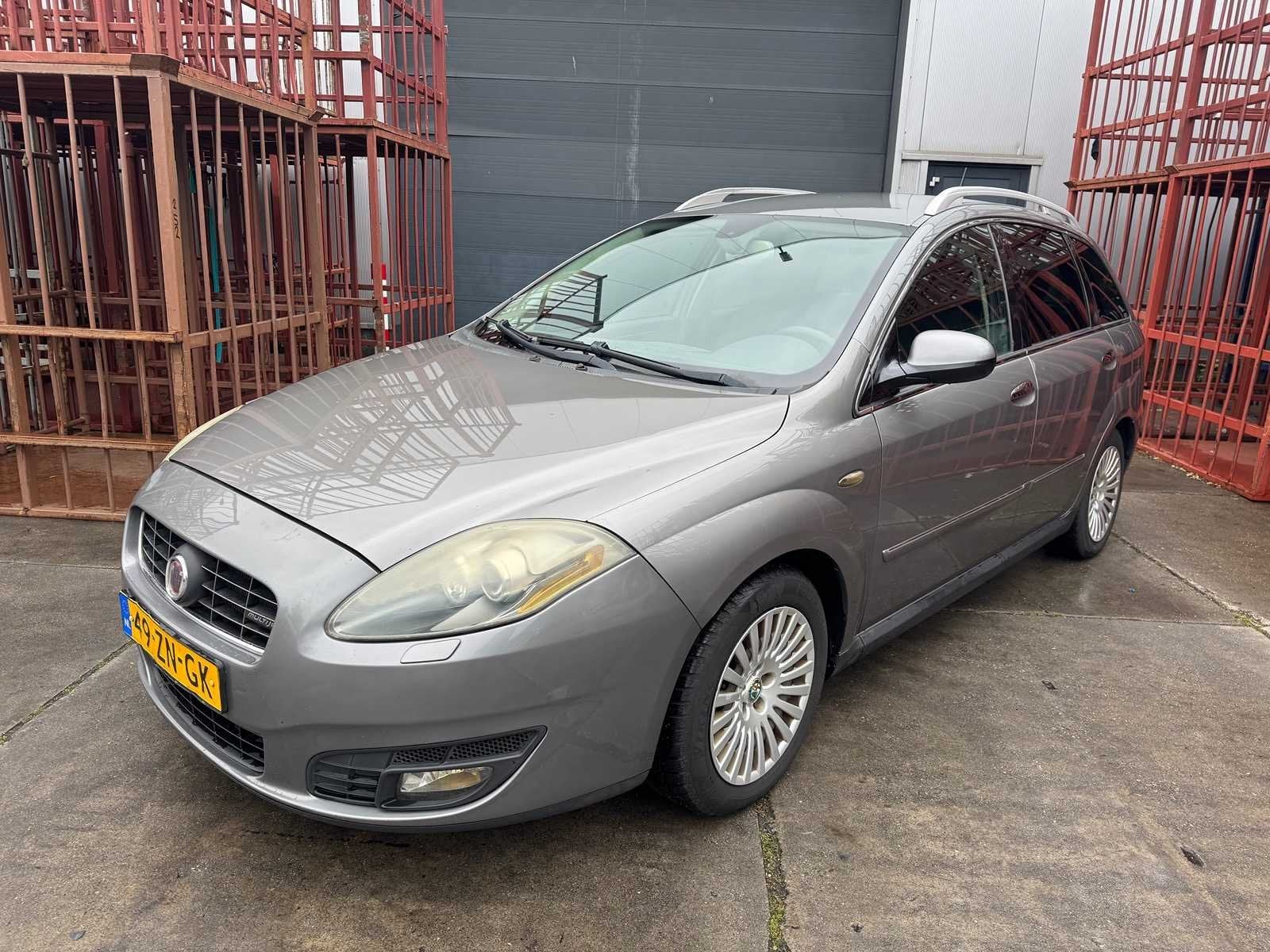 Fiat 2008 Croma 1.9 JTD Corp.Premium 49-ZN-GK, Auto's, Fiat, Gebruikt, Bedrijf, Diesel, 168 €/maand