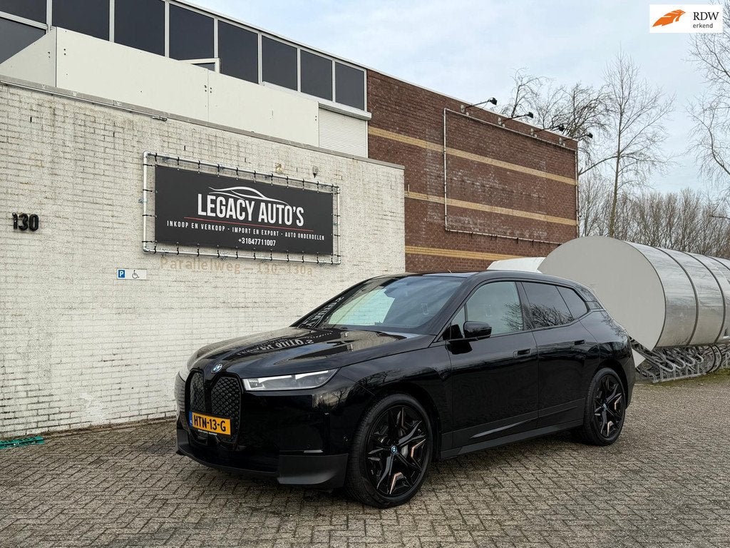 BMW IX xDrive50 High Executive 112 kWh -ZEER LAGE KM - PANO, Automaat, 629 km, Gebruikt, 523 pk