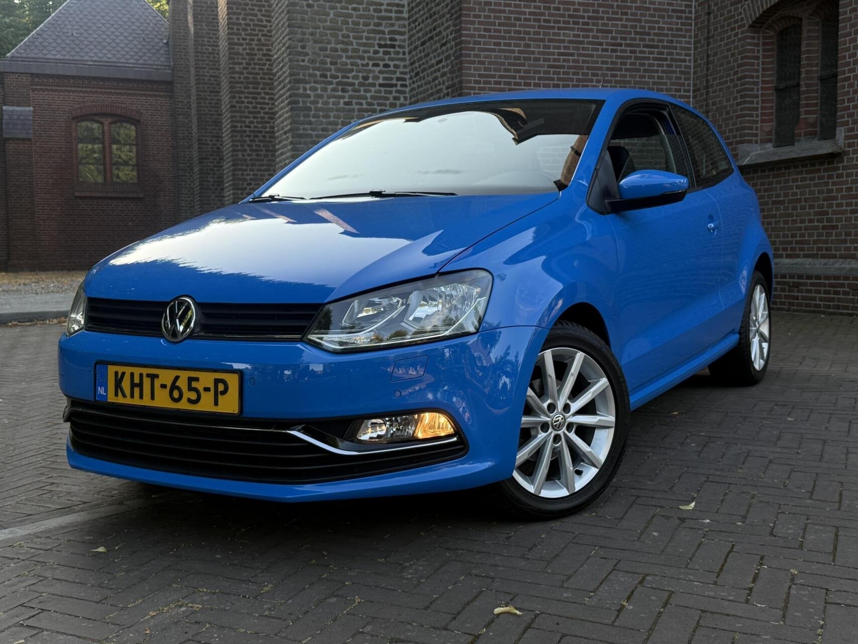 Volkswagen Polo 1.2 TSI BLUEMOTION / PDC / HIGHLINE, Stof, Gebruikt, 4 cilinders, Blauw