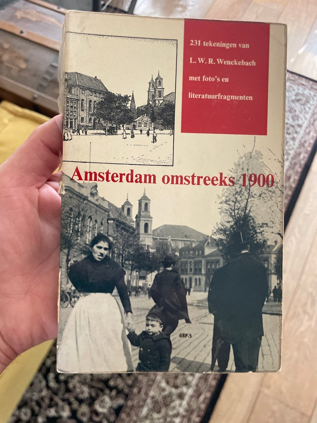 Amsterdam omstreeks 1900 - L.W.R. Wenckebach, Boeken, Ophalen of Verzenden, 20e eeuw of later, Gelezen