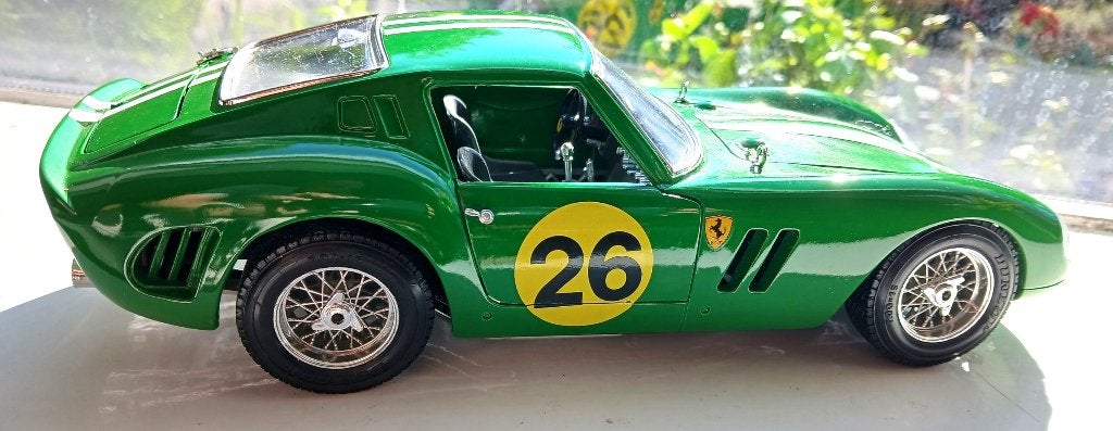 BURAGO FERRARI 250 GTO 1962 (UNIEK), Ophalen, Zo goed als nieuw, Auto, Bburago