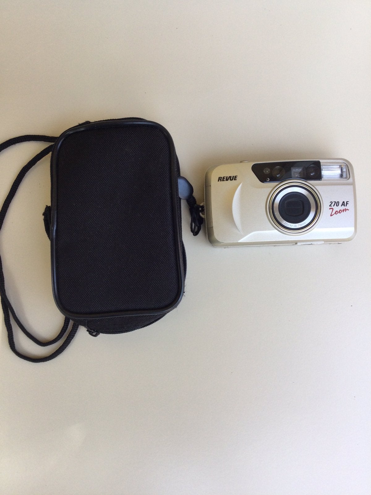 Revue 270 AF Zoom Compact Camera met Tasje, Ophalen of Verzenden, Zo goed als nieuw, Compact, Overige Merken