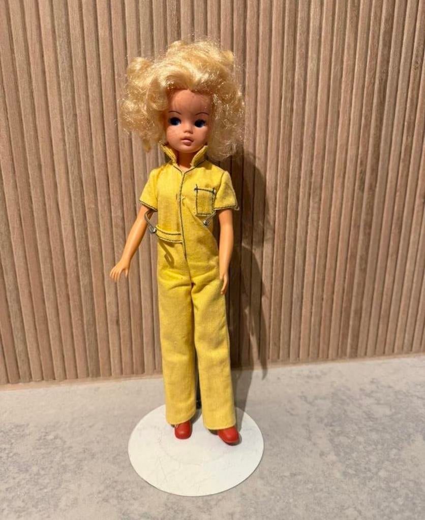 Barbie Sindy!, Ophalen, Zo goed als nieuw, Kleertjes