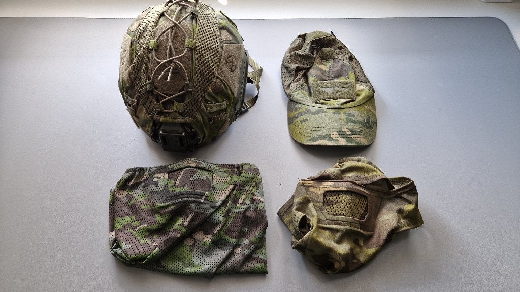 TKA: Set Multicam Tropic/ACP Tropic Headgear., Verzamelen, Militaria | Algemeen, Overige soorten, Kleding of Schoenen, Nederland