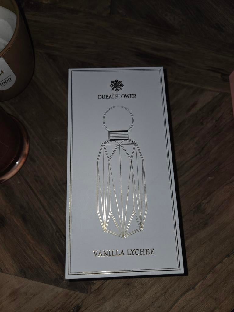 Dubai Flower Vanilla Lychee parfum, Ophalen of Verzenden