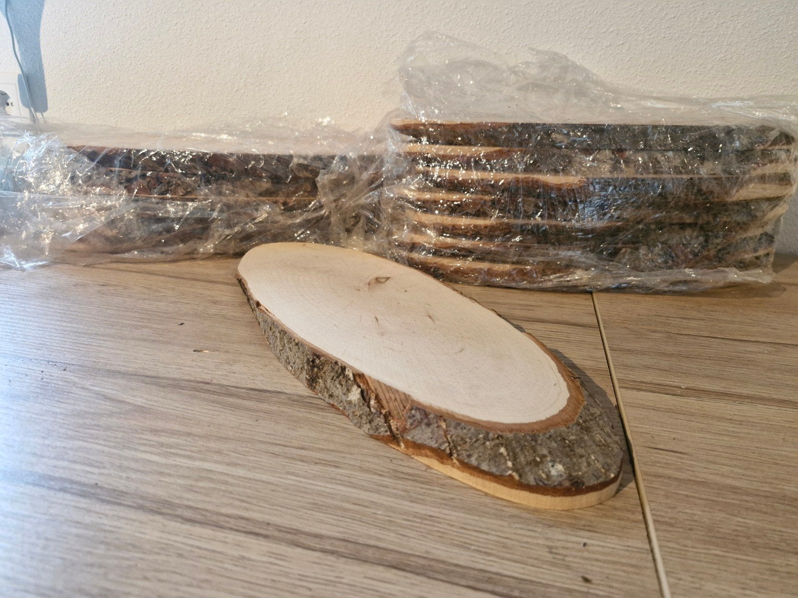 13 planken met schors borrelplanken tapasplank serveerplank, Ophalen, Nieuw, Hout