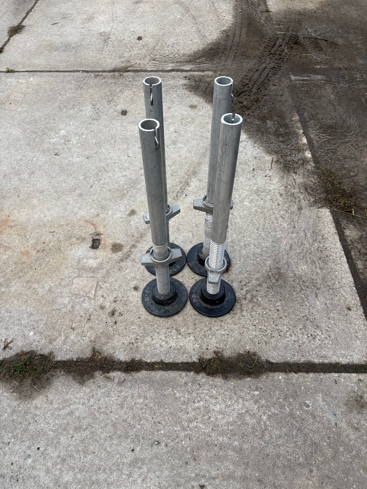 Altrex Pootjes voor Steiger of Ladder - Gebruikt, Doe-het-zelf en Verbouw, Ophalen of Verzenden, Gebruikt, Ladder